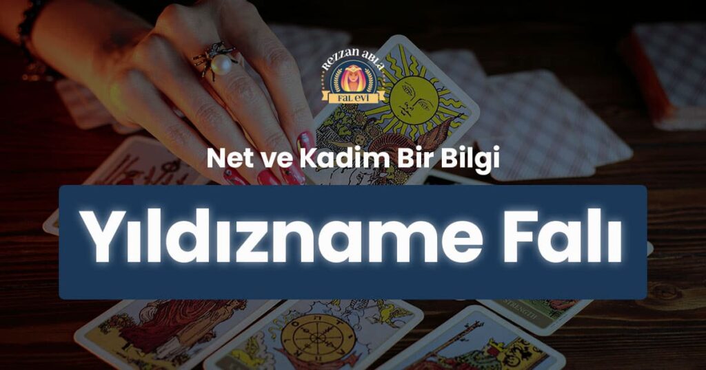 Tarot falı bakan bir kadın eli fotoğrafının üzerinden net bir bilgi kaynağı yıldızname yazısı öne çıkıyor